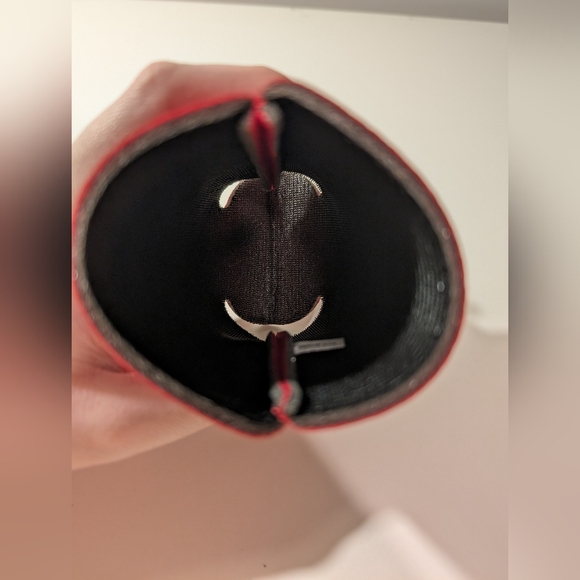 f5 flat red can Koozie/cooler can holder technology company - Picture 3 of 6